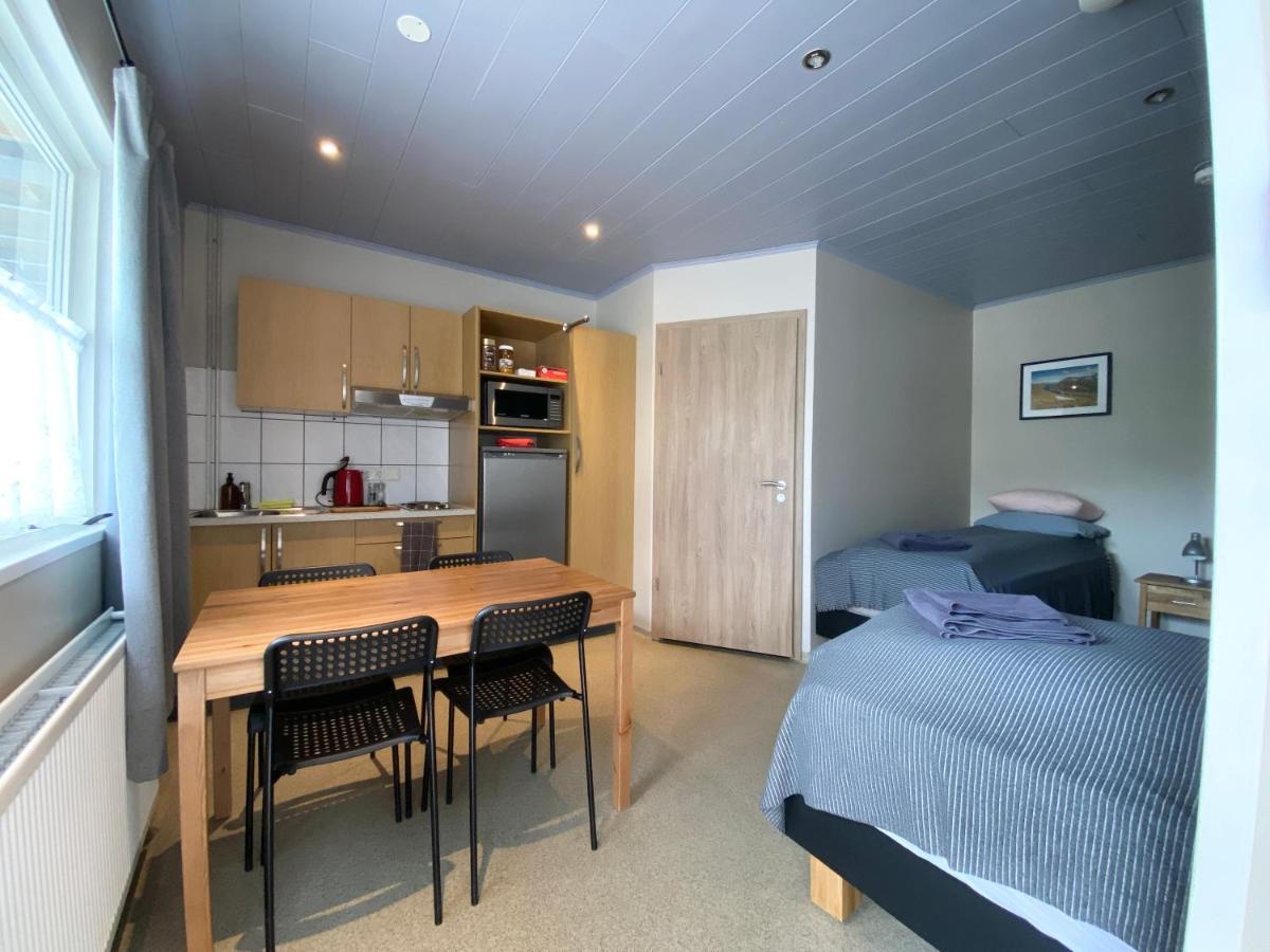 Studio Apartments Сейдисфьордюр Экстерьер фото