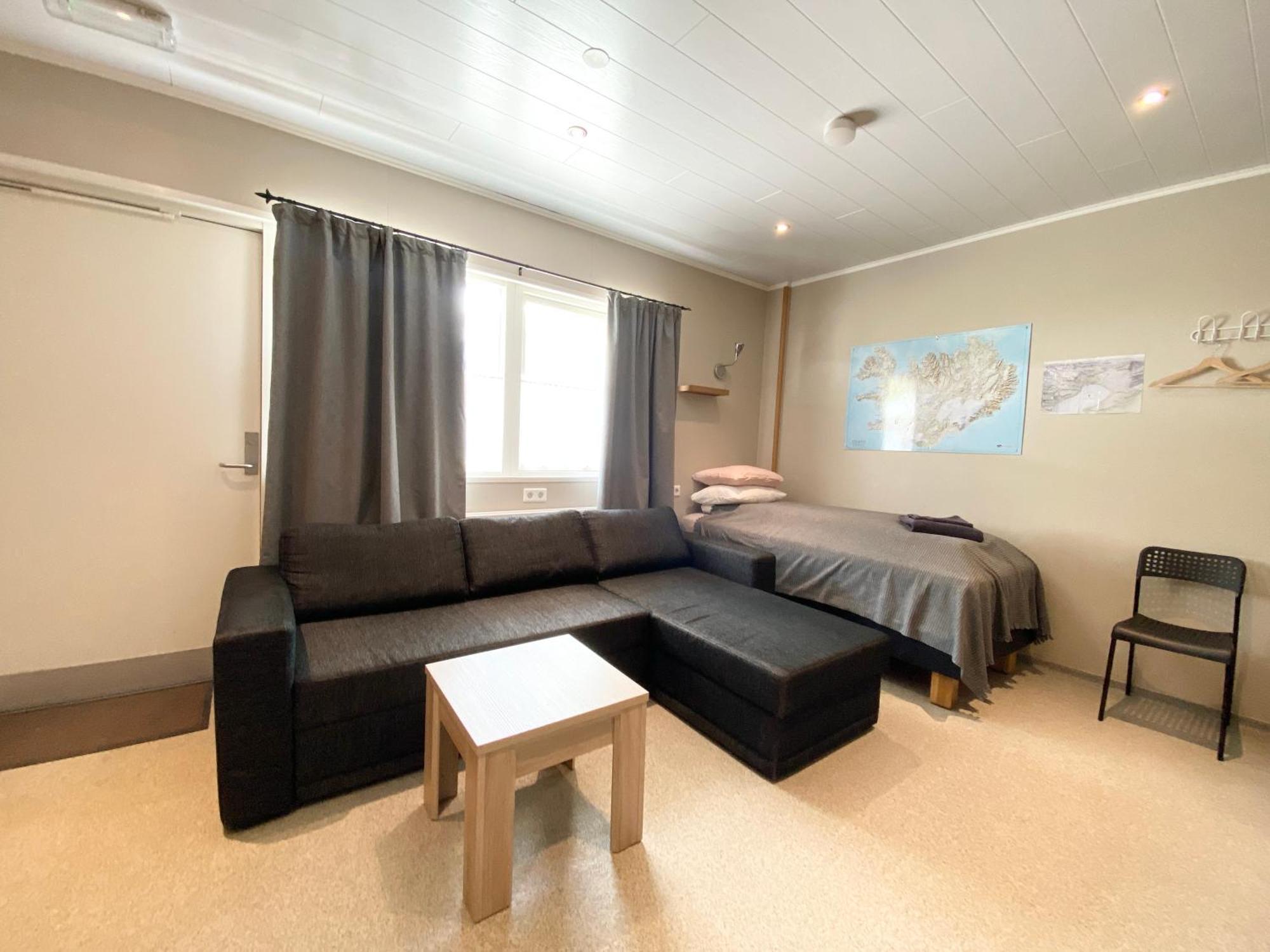 Studio Apartments Сейдисфьордюр Экстерьер фото